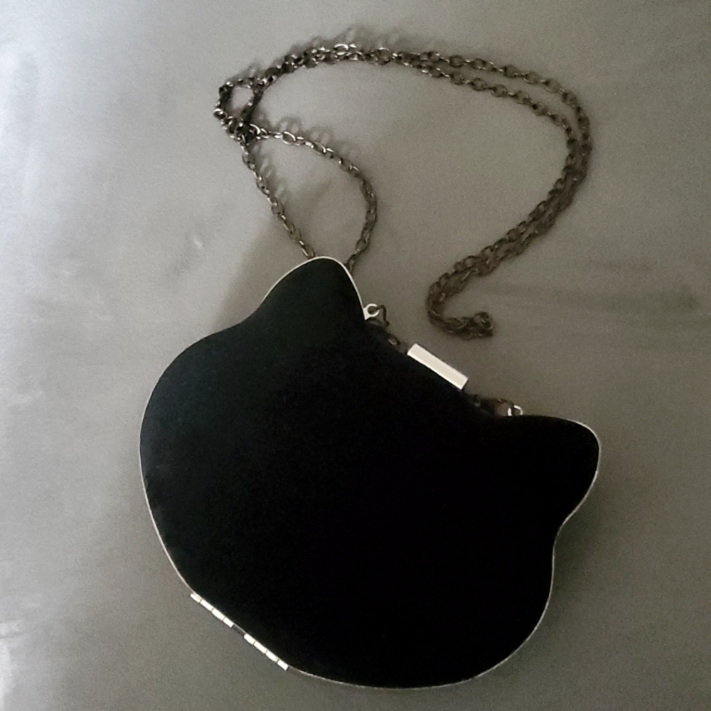 Blk cat purse